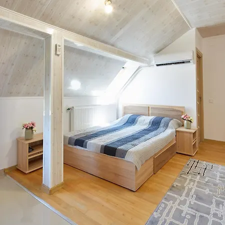 One Bedroom By Squashtech - 3 Cluj-Napoca